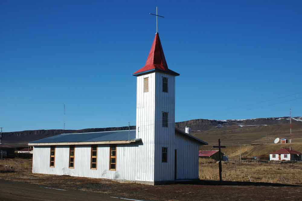 08 - Chile - Cerro Castillo, iglesia